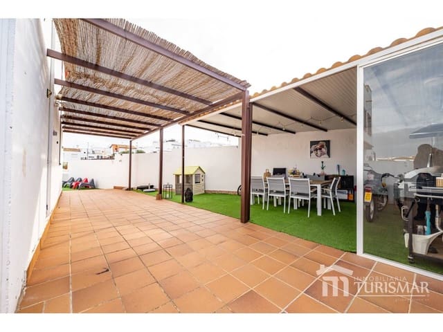 Pareado de 4 habitaciones en Ayamonte en venta con piscina garaje - 369.000 € (Ref: 9443585)