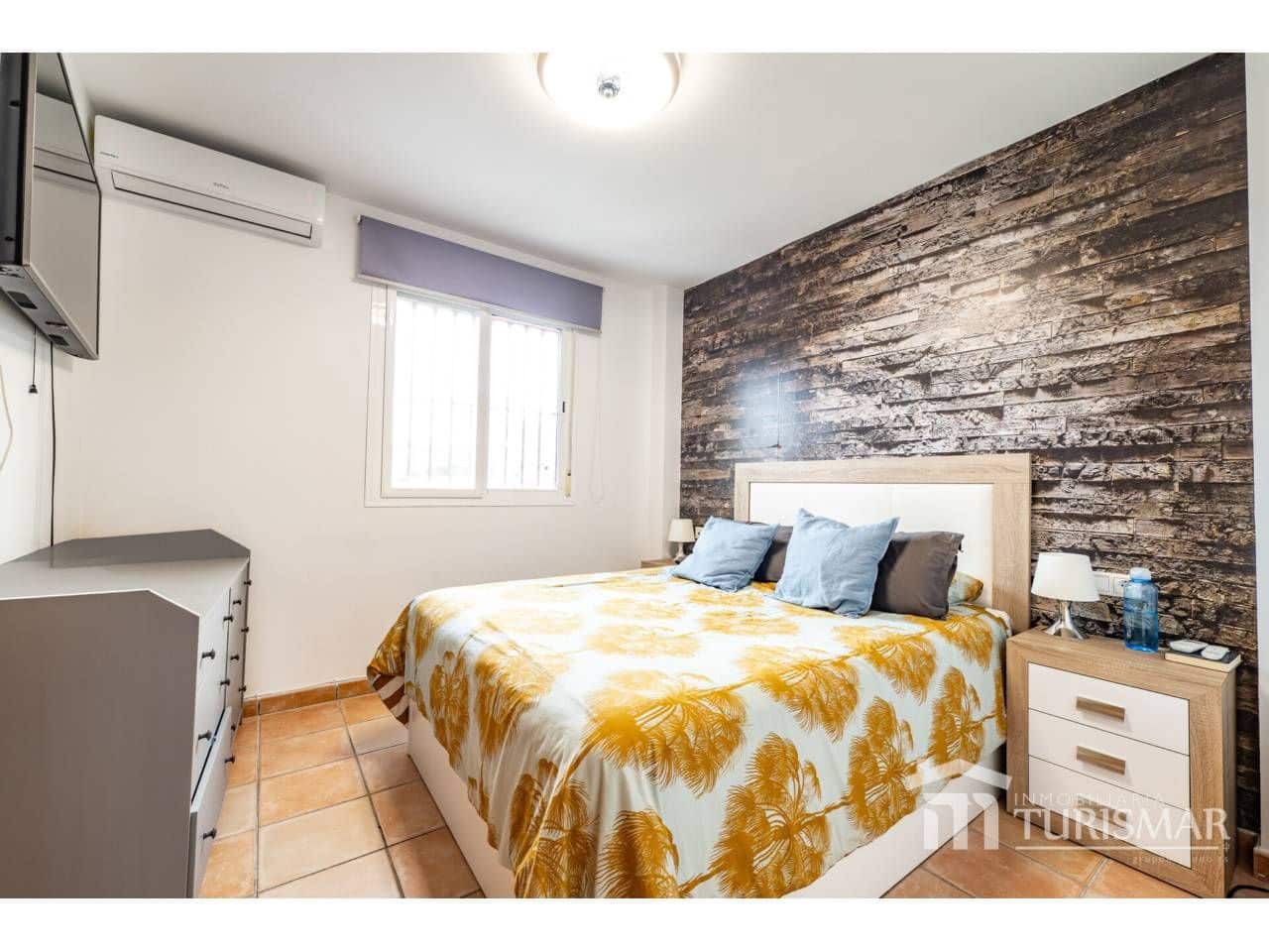 Pareado de 4 habitaciones en Ayamonte en venta con piscina garaje - 369.000 € (Ref: 9443585)