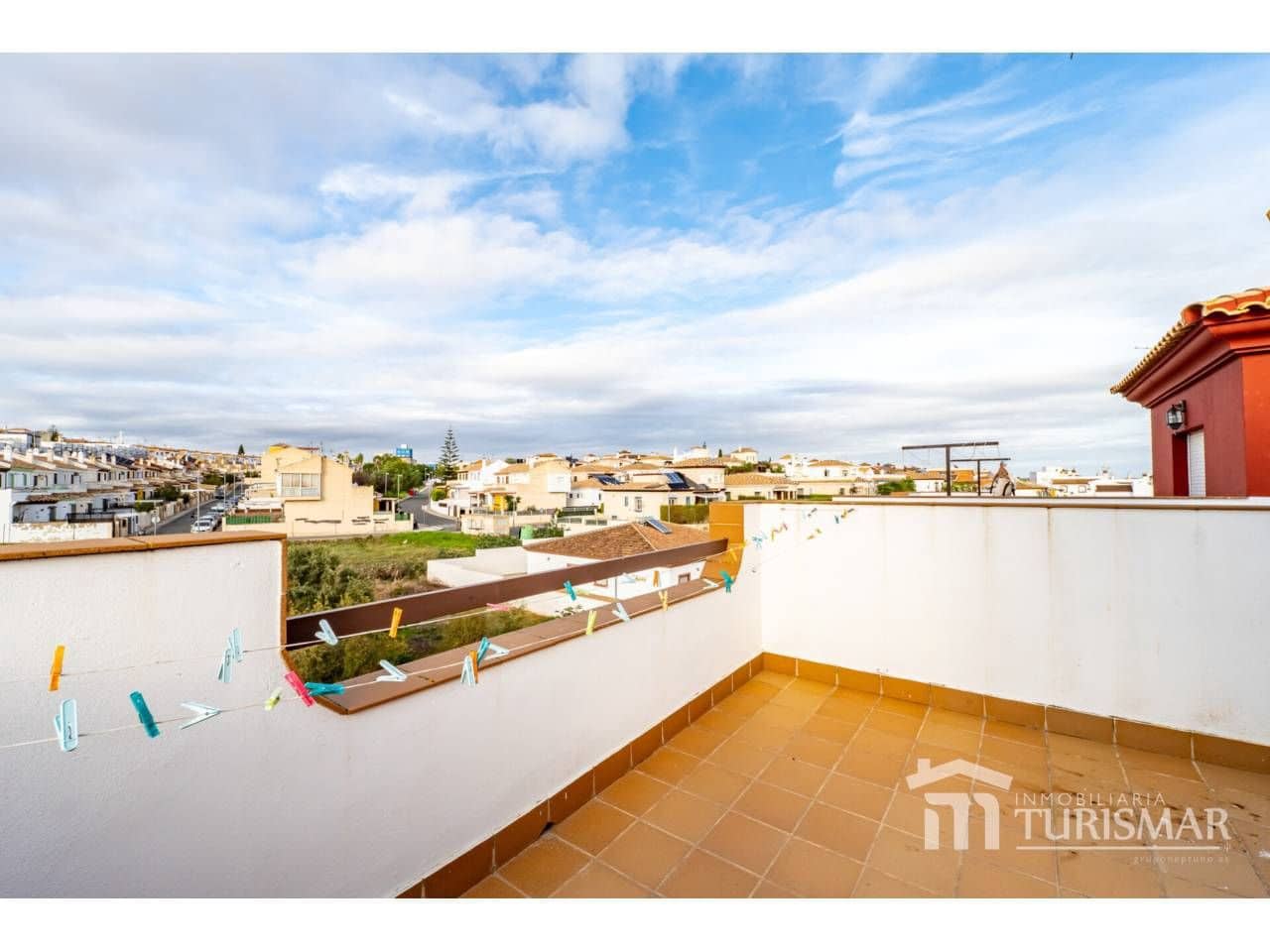 Pareado de 4 habitaciones en Ayamonte en venta con piscina garaje - 369.000 € (Ref: 9443585)