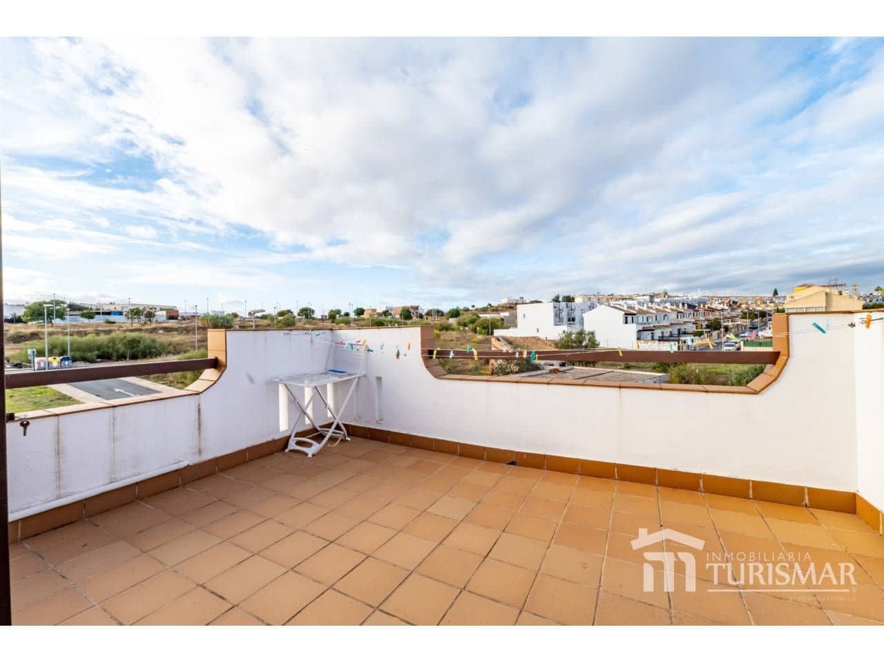 Pareado de 4 habitaciones en Ayamonte en venta con piscina garaje - 369.000 € (Ref: 9443585)