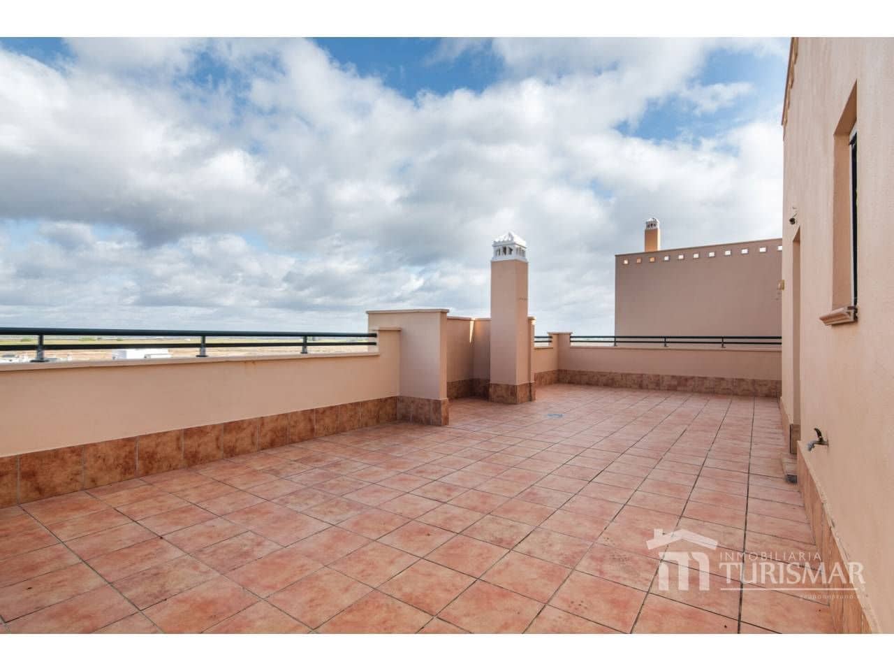 Apartamento de 2 habitaciones en Ayamonte en venta con piscina garaje - 260.000 € (Ref: 9443586)