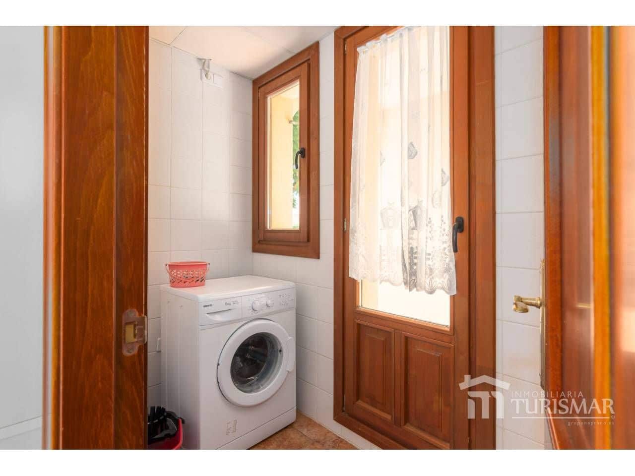 Pareado de 3 habitaciones en Ayamonte en venta con piscina garaje - 235.000 € (Ref: 9443588)