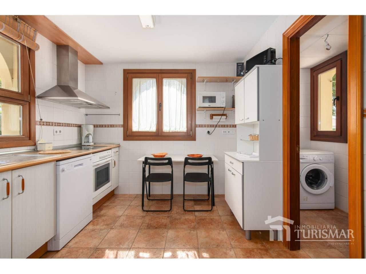 Pareado de 3 habitaciones en Ayamonte en venta con piscina garaje - 235.000 € (Ref: 9443588)