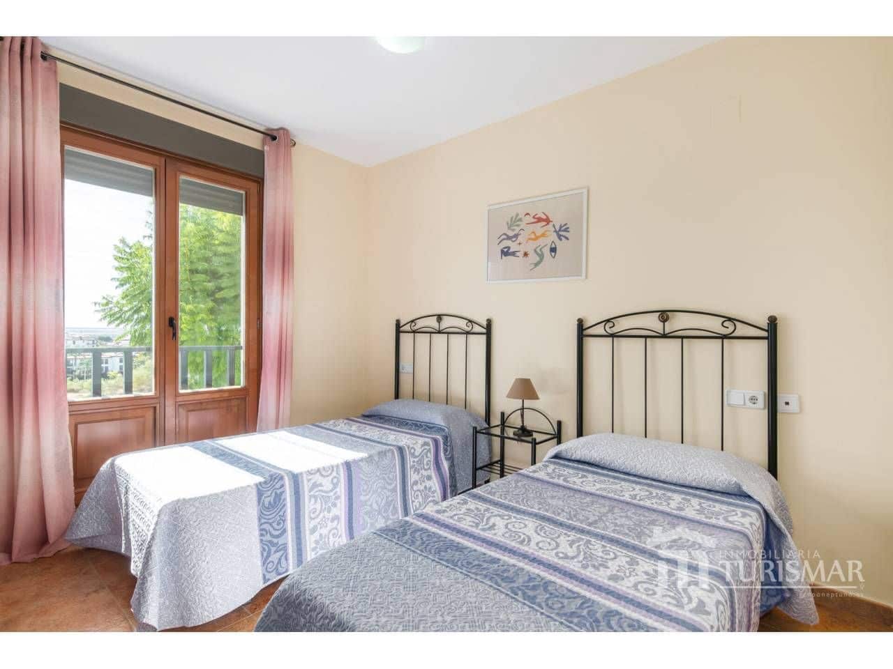 Pareado de 3 habitaciones en Ayamonte en venta con piscina garaje - 235.000 € (Ref: 9443588)