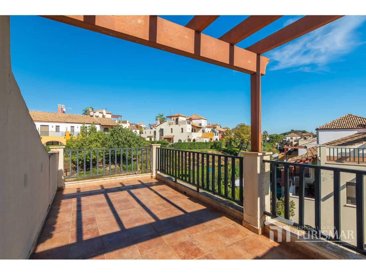 Pareado de 3 habitaciones en Ayamonte en venta con piscina garaje - 235.000 € (Ref: 9443588)