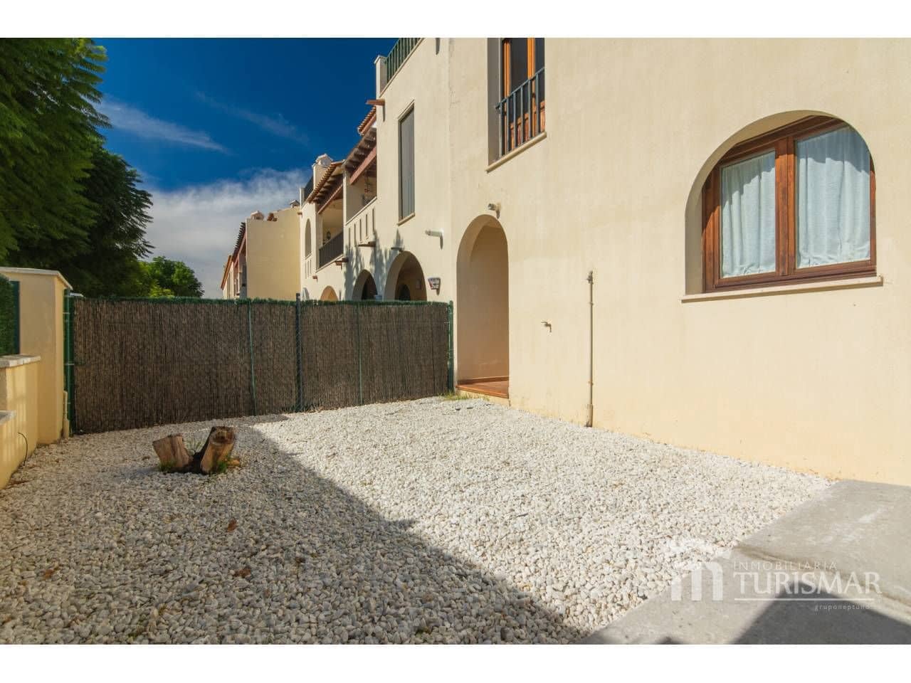 Pareado de 3 habitaciones en Ayamonte en venta con piscina garaje - 235.000 € (Ref: 9443588)