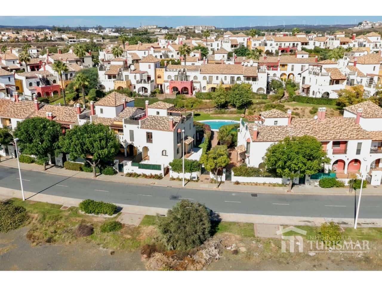 Pareado de 3 habitaciones en Ayamonte en venta con piscina garaje - 235.000 € (Ref: 9443588)
