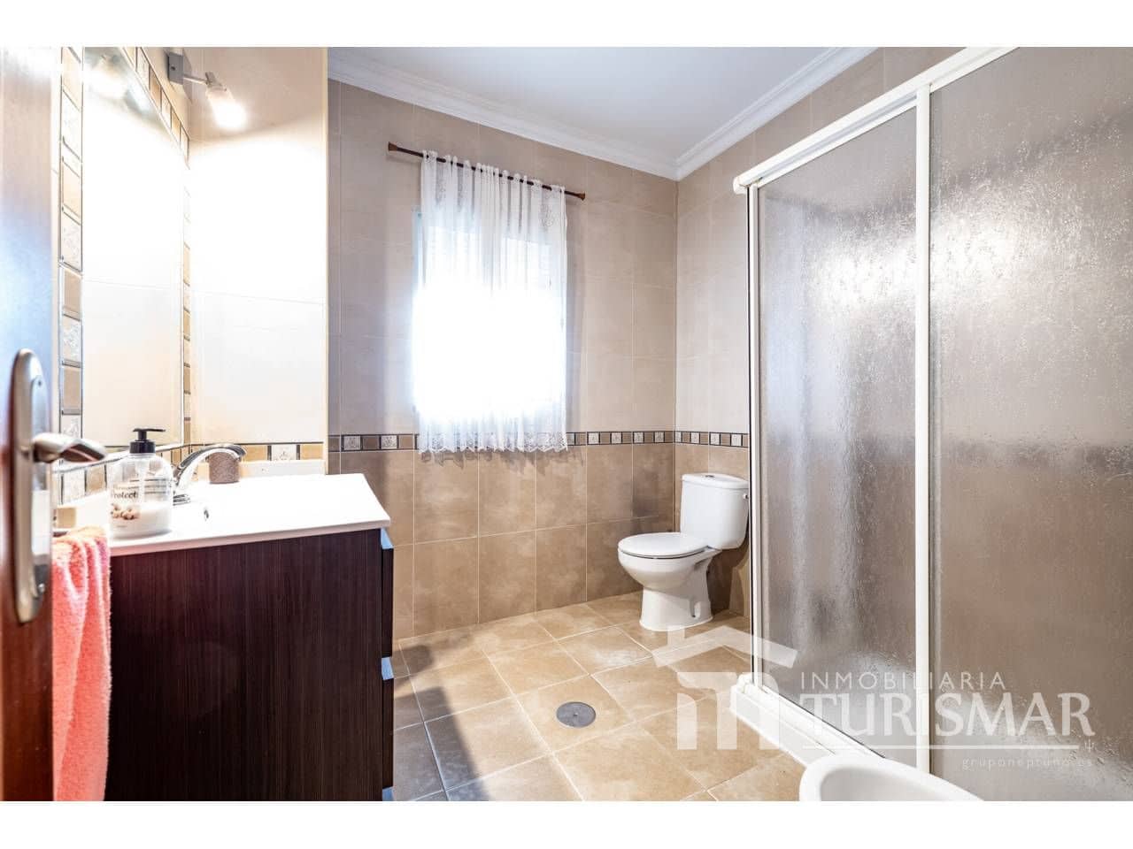 4 bedroom Townhouse for sale in Lepe - € 165,000 (Ref: 9443590)