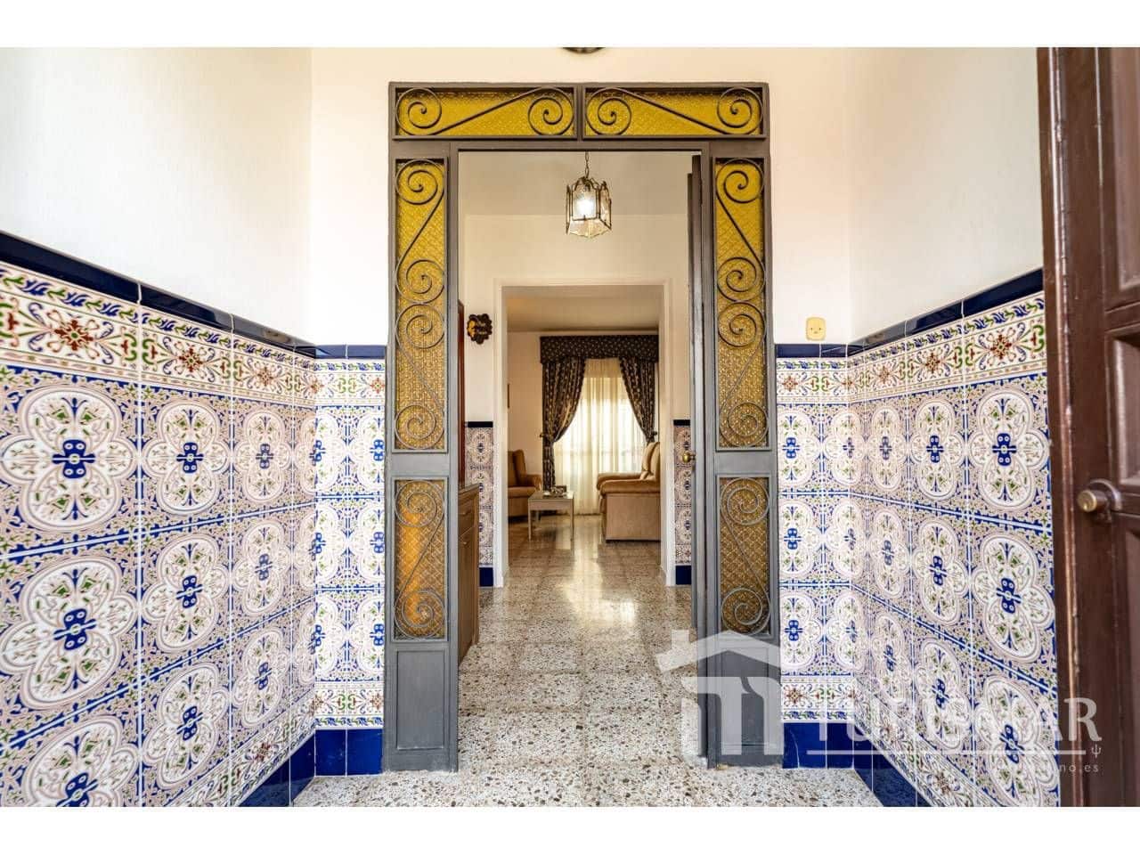 4 bedroom Townhouse for sale in Lepe - € 165,000 (Ref: 9443590)