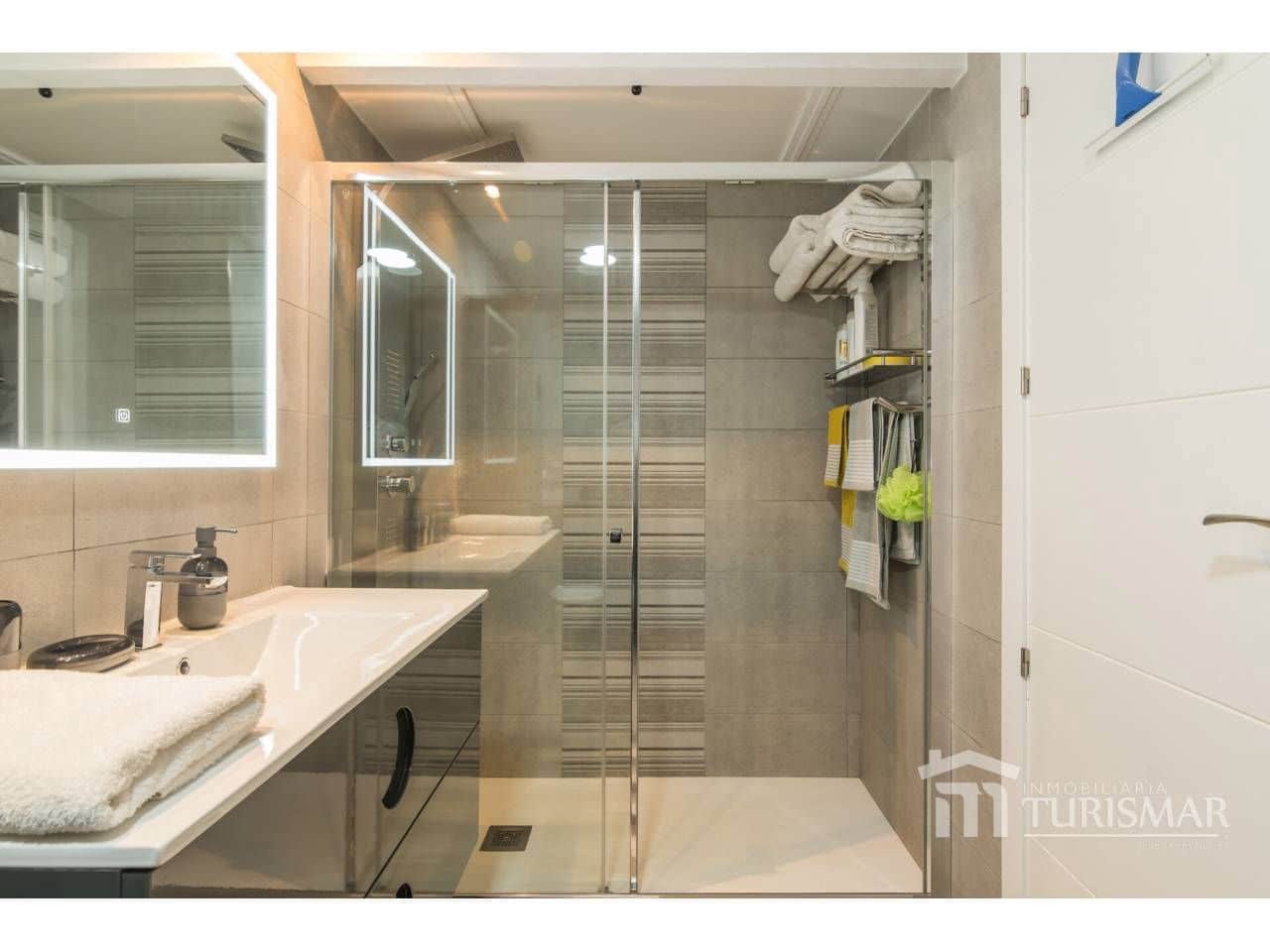 Apartamento de 2 habitaciones en Ayamonte en venta con piscina garaje - 260.000 € (Ref: 9443591)