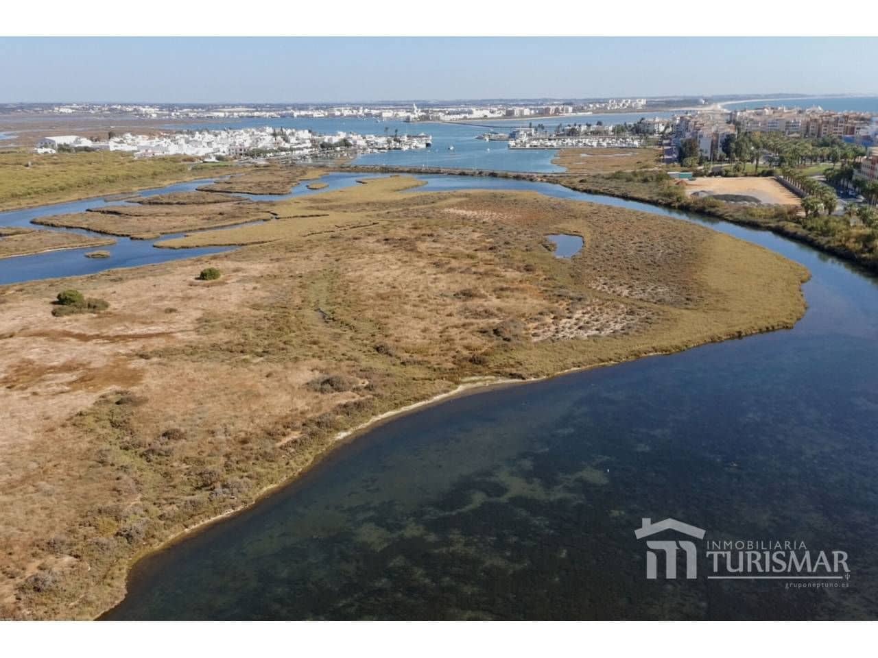 Apartamento de 2 habitaciones en Ayamonte en venta con piscina garaje - 260.000 € (Ref: 9443591)