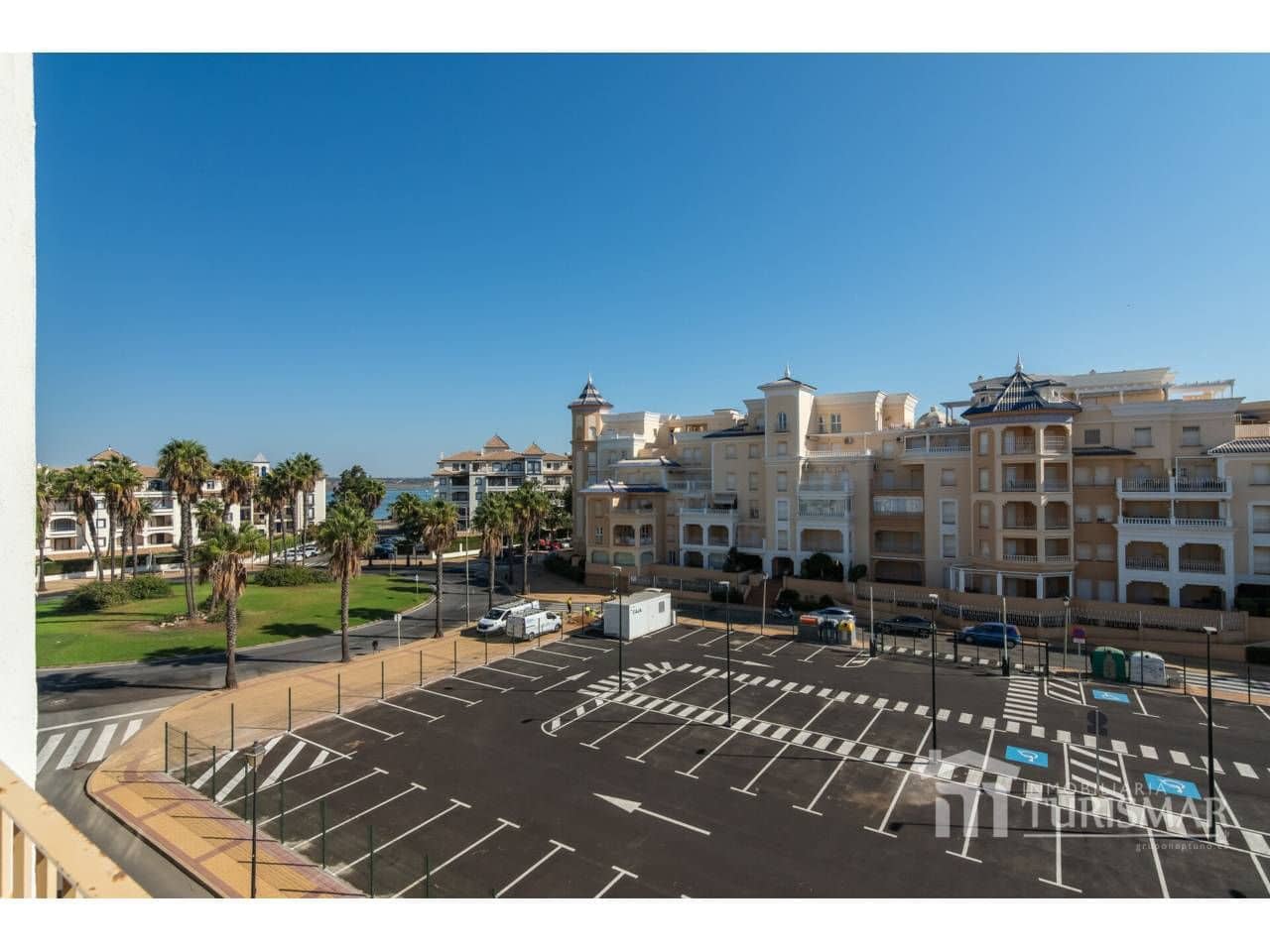 Apartamento de 2 habitaciones en Ayamonte en venta con piscina garaje - 309.000 € (Ref: 9443592)