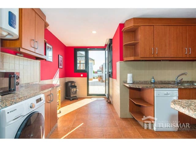 3 slaapkamer Penthouse te koop in Ayamonte met zwembad garage - € 480.000 (Ref: 9443593)