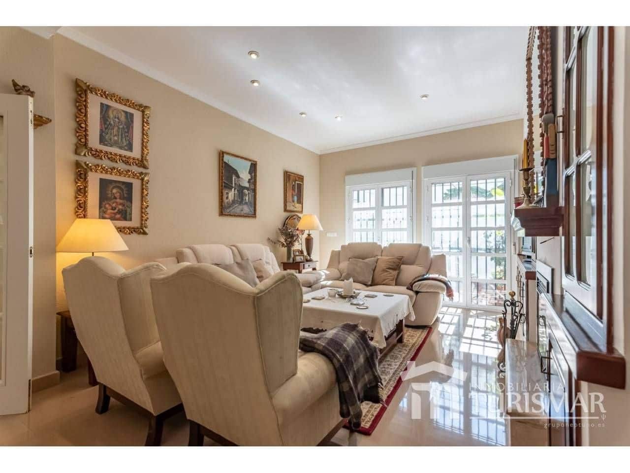 5 bedroom Townhouse for sale in Ayamonte - € 415,000 (Ref: 9443595)