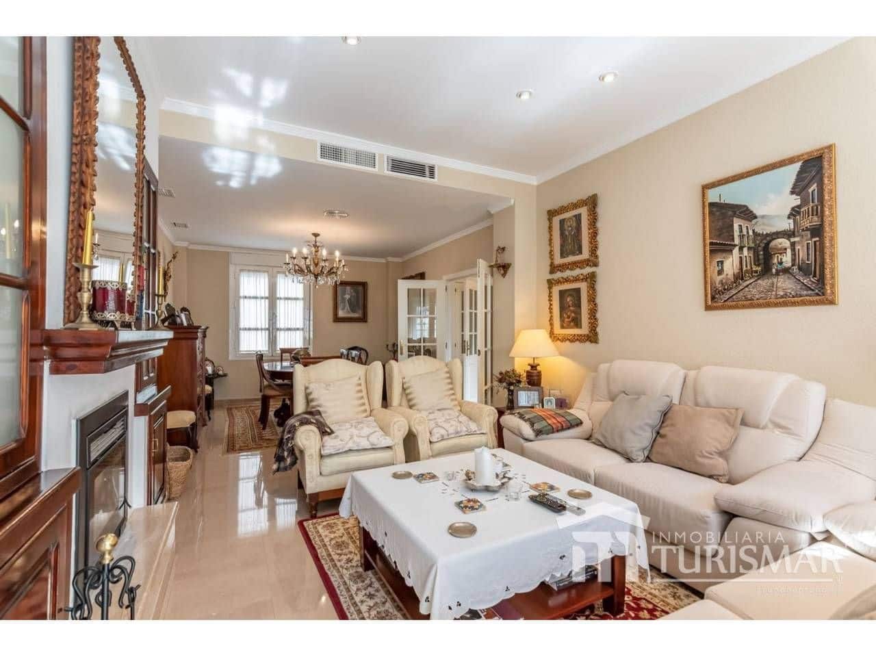 5 bedroom Townhouse for sale in Ayamonte - € 415,000 (Ref: 9443595)