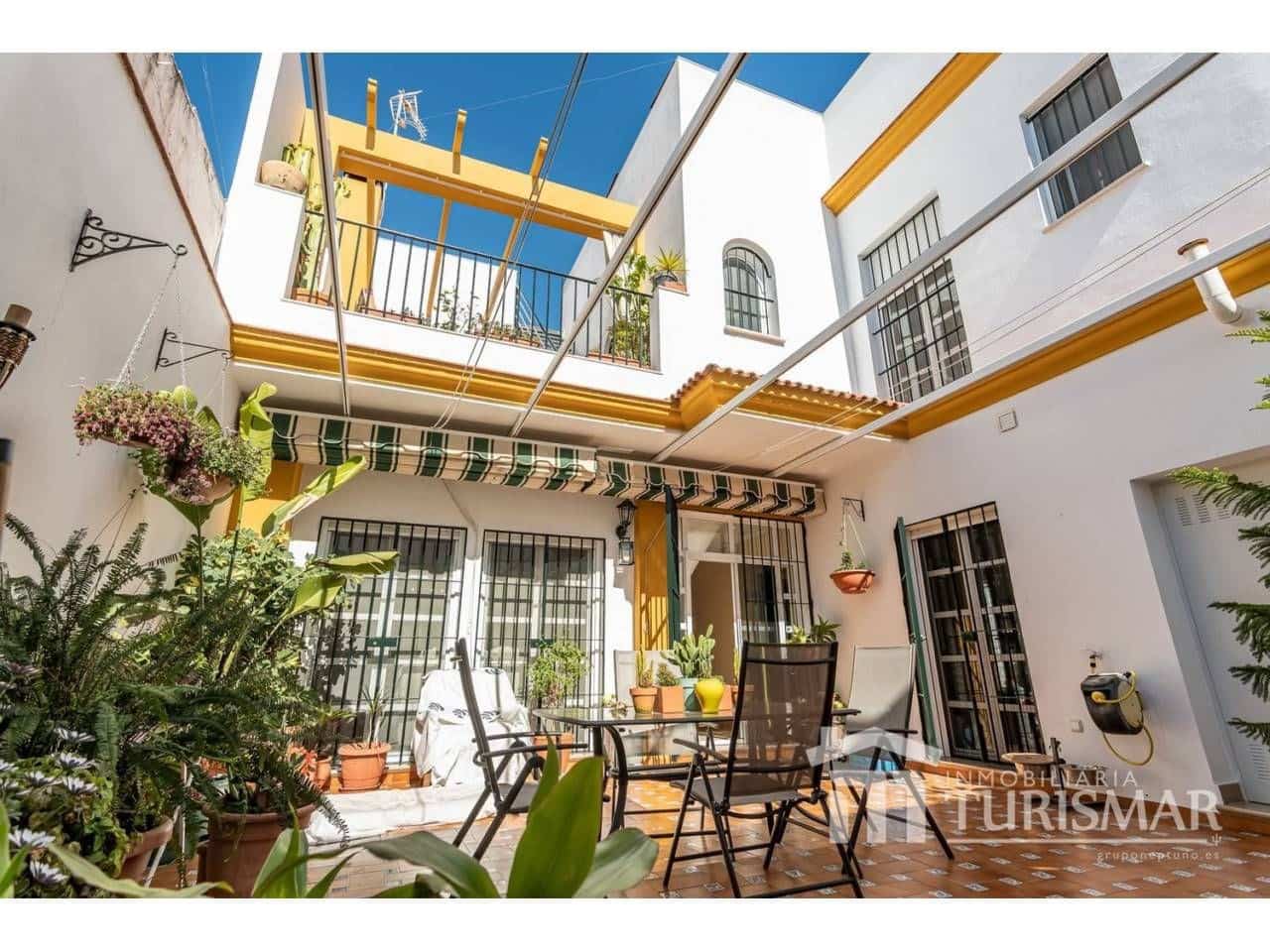 5 bedroom Townhouse for sale in Ayamonte - € 415,000 (Ref: 9443595)