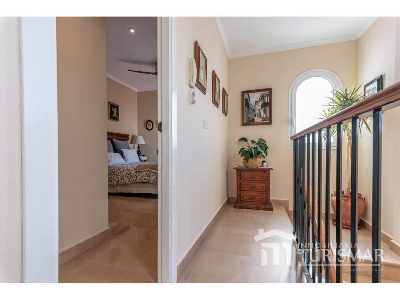 5 bedroom Townhouse for sale in Ayamonte - € 415,000 (Ref: 9443595)