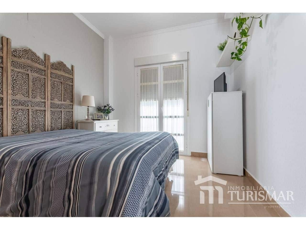 5 bedroom Townhouse for sale in Ayamonte - € 415,000 (Ref: 9443595)