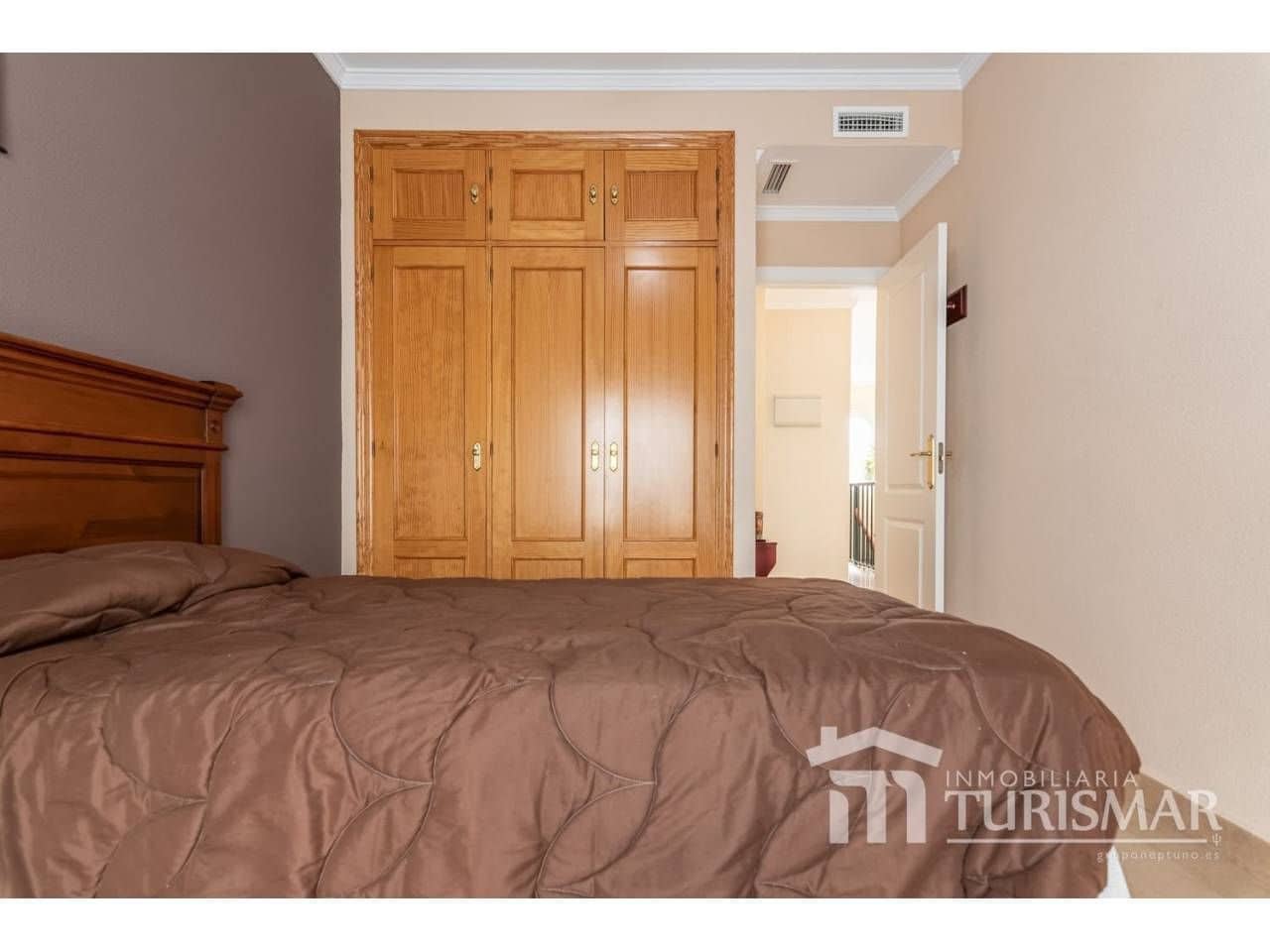 5 bedroom Townhouse for sale in Ayamonte - € 415,000 (Ref: 9443595)