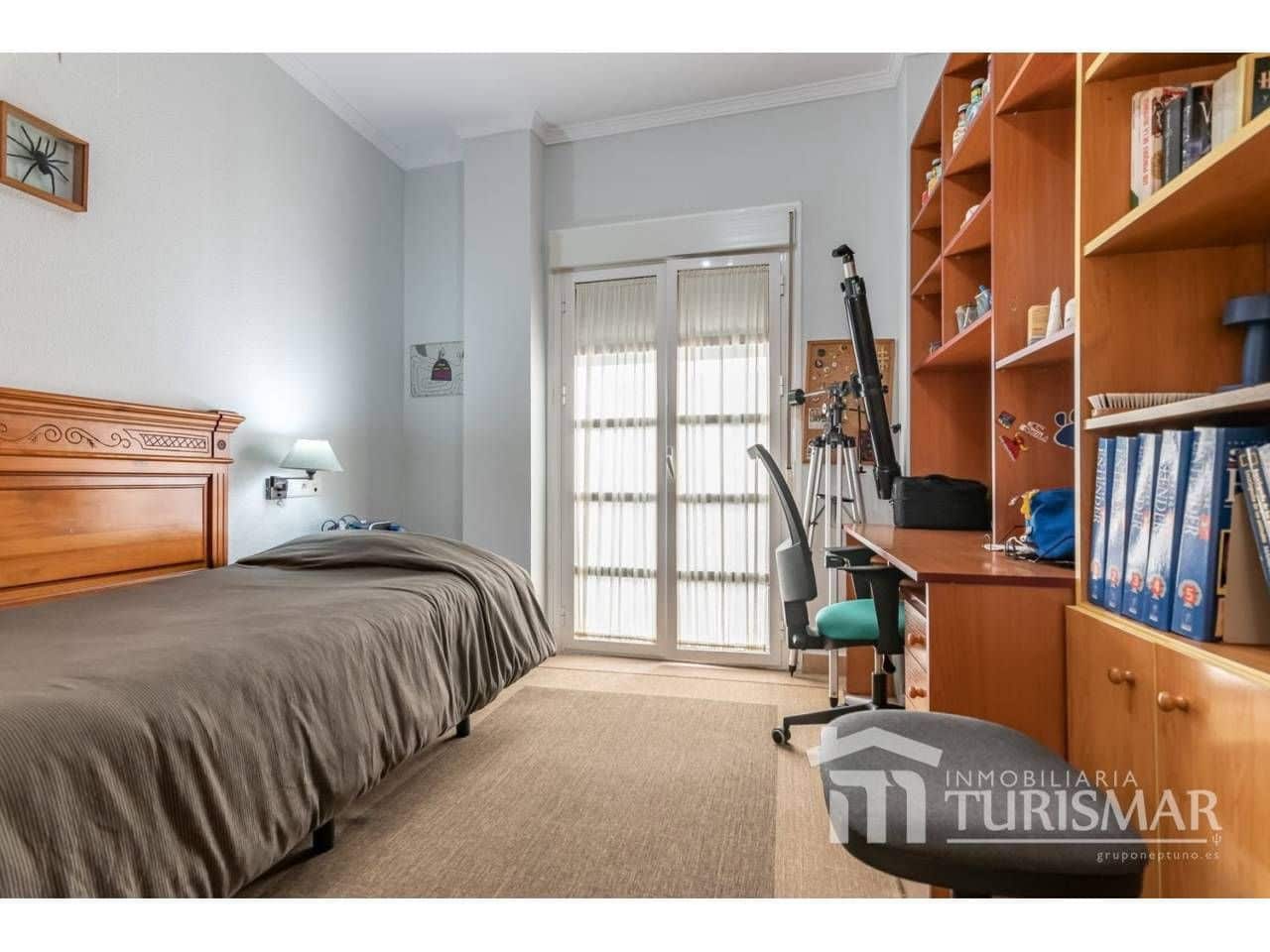 5 bedroom Townhouse for sale in Ayamonte - € 415,000 (Ref: 9443595)