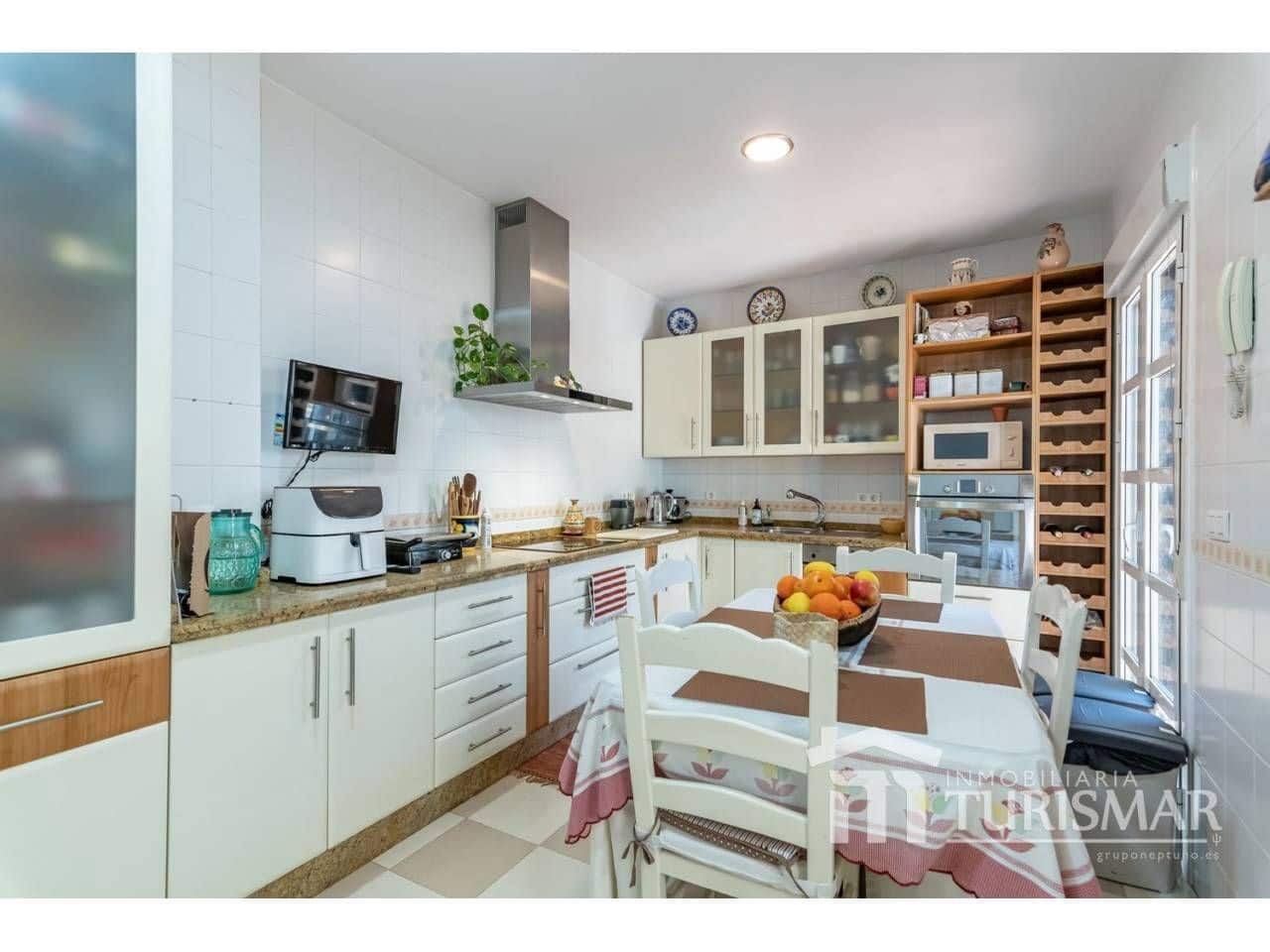 5 bedroom Townhouse for sale in Ayamonte - € 415,000 (Ref: 9443595)