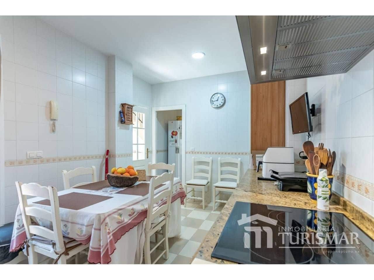 5 bedroom Townhouse for sale in Ayamonte - € 415,000 (Ref: 9443595)