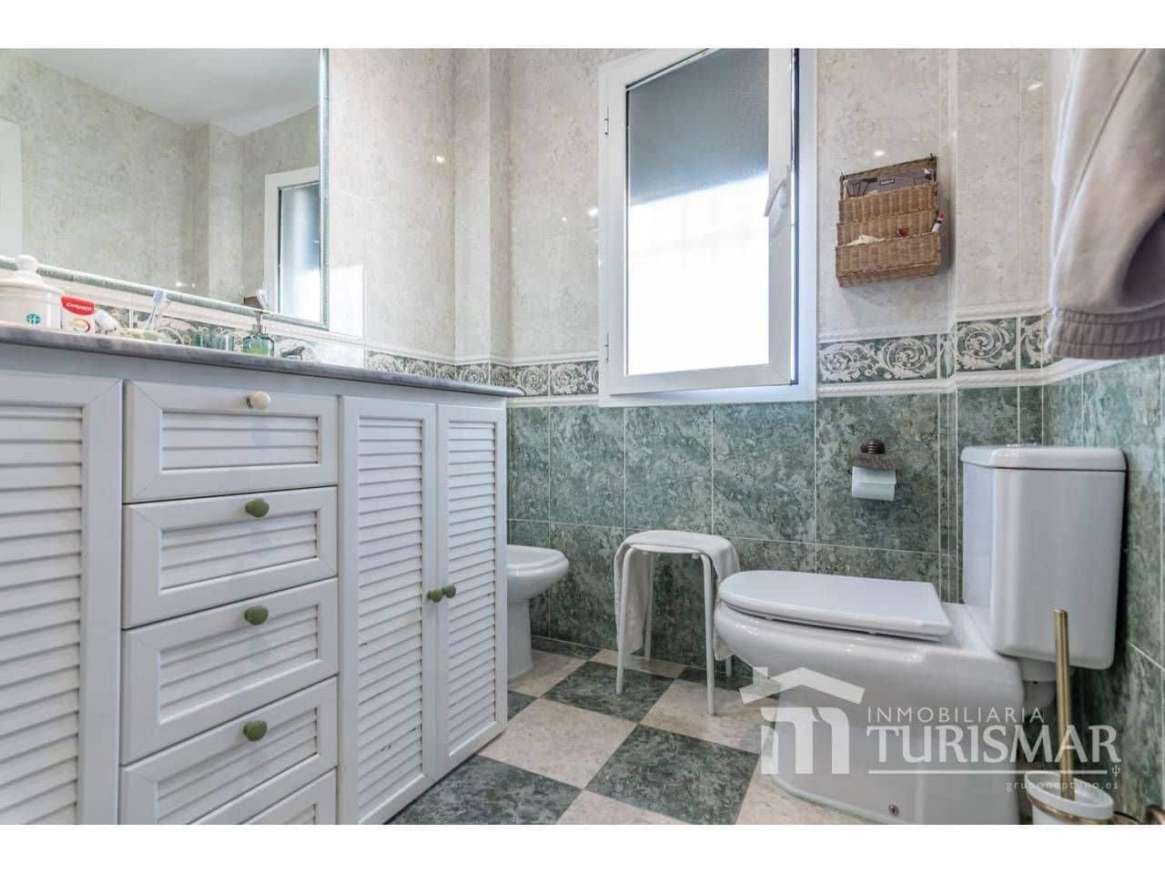 5 bedroom Townhouse for sale in Ayamonte - € 415,000 (Ref: 9443595)