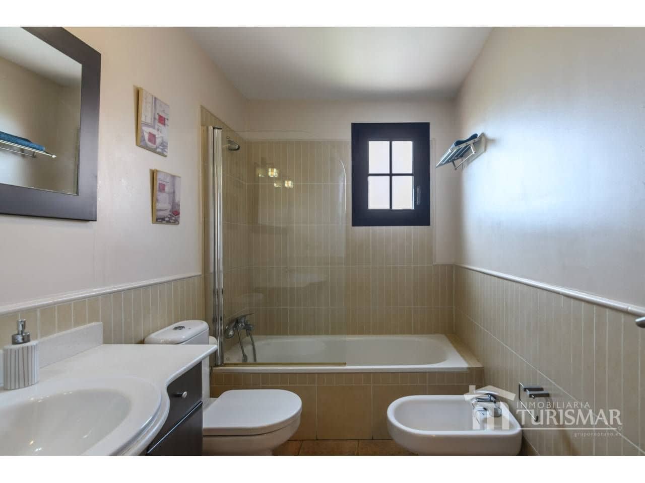 2 makuuhuone Ranta-asunto myytävänä paikassa Ayamonte mukana uima-altaan 
autotalli - 375 000 € (Ref: 9443596)