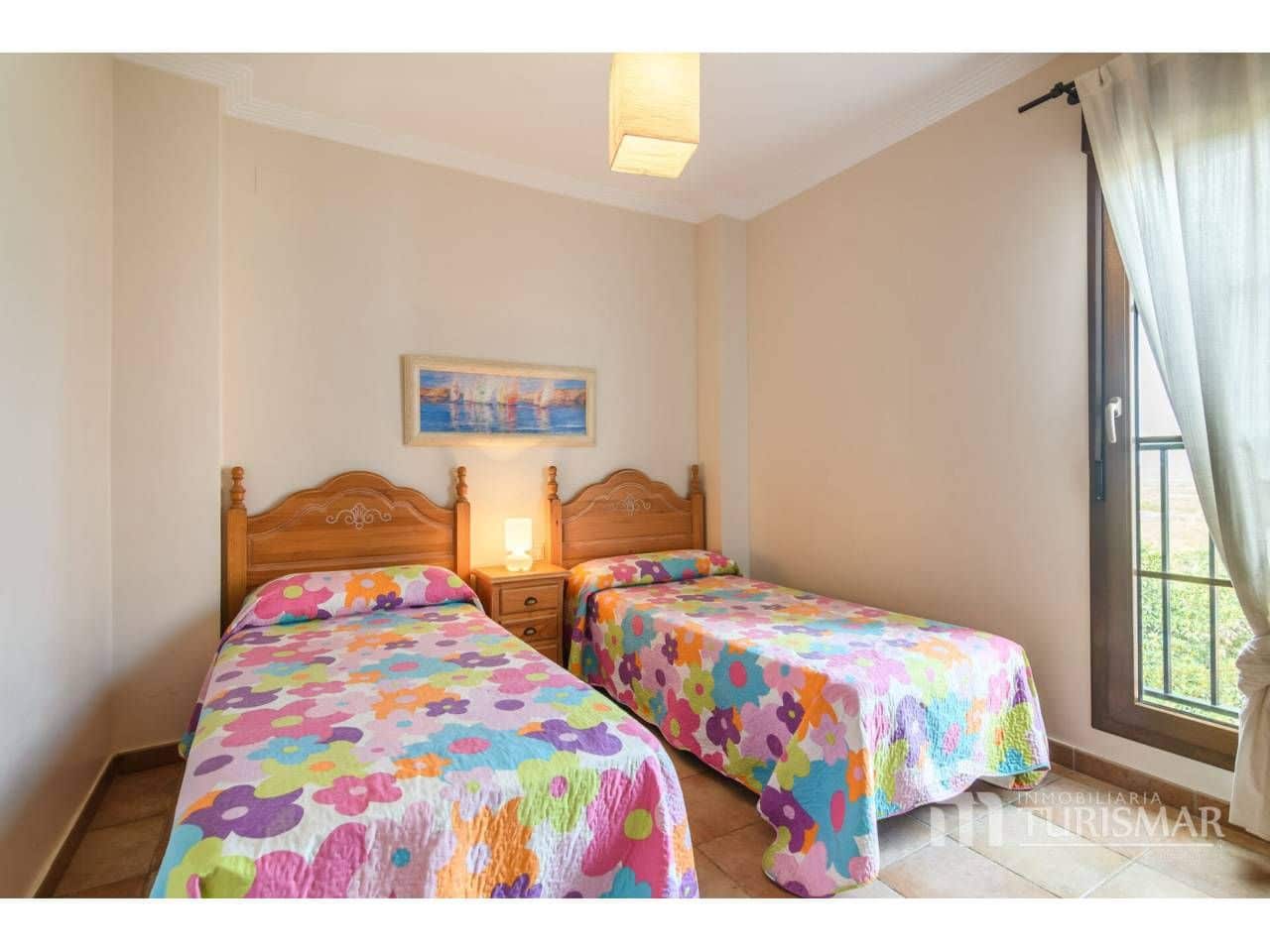 2 makuuhuone Ranta-asunto myytävänä paikassa Ayamonte mukana uima-altaan 
autotalli - 375 000 € (Ref: 9443596)