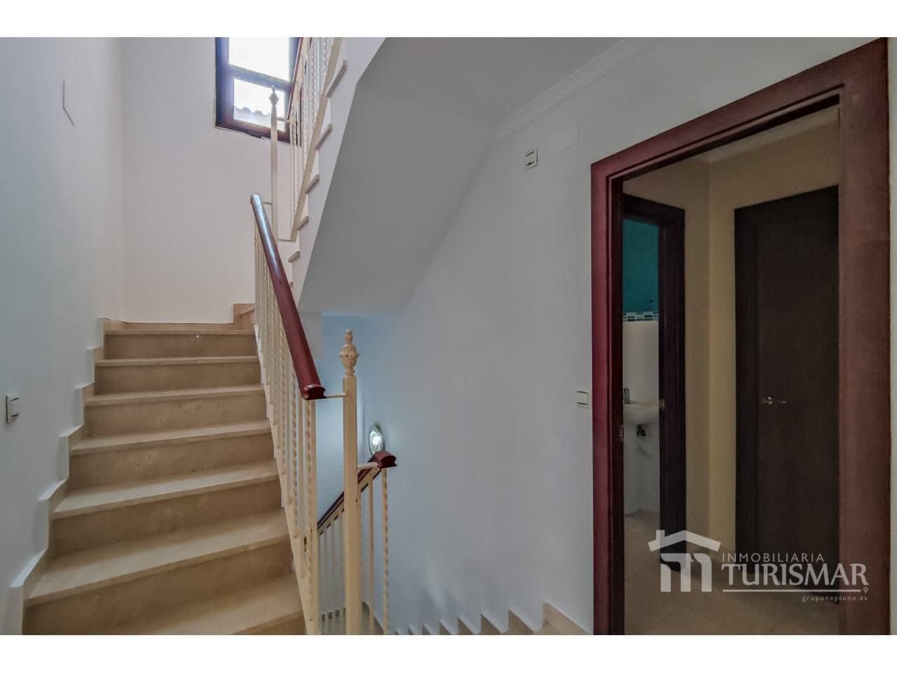 Chalet de 4 habitaciones en Ayamonte en venta con piscina - 419.000 € (Ref: 9443598)