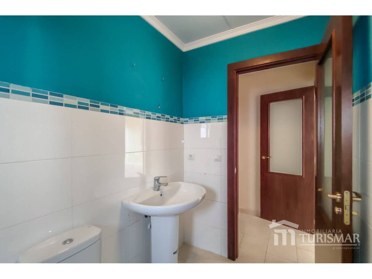 Chalet de 4 habitaciones en Ayamonte en venta con piscina - 419.000 € (Ref: 9443598)