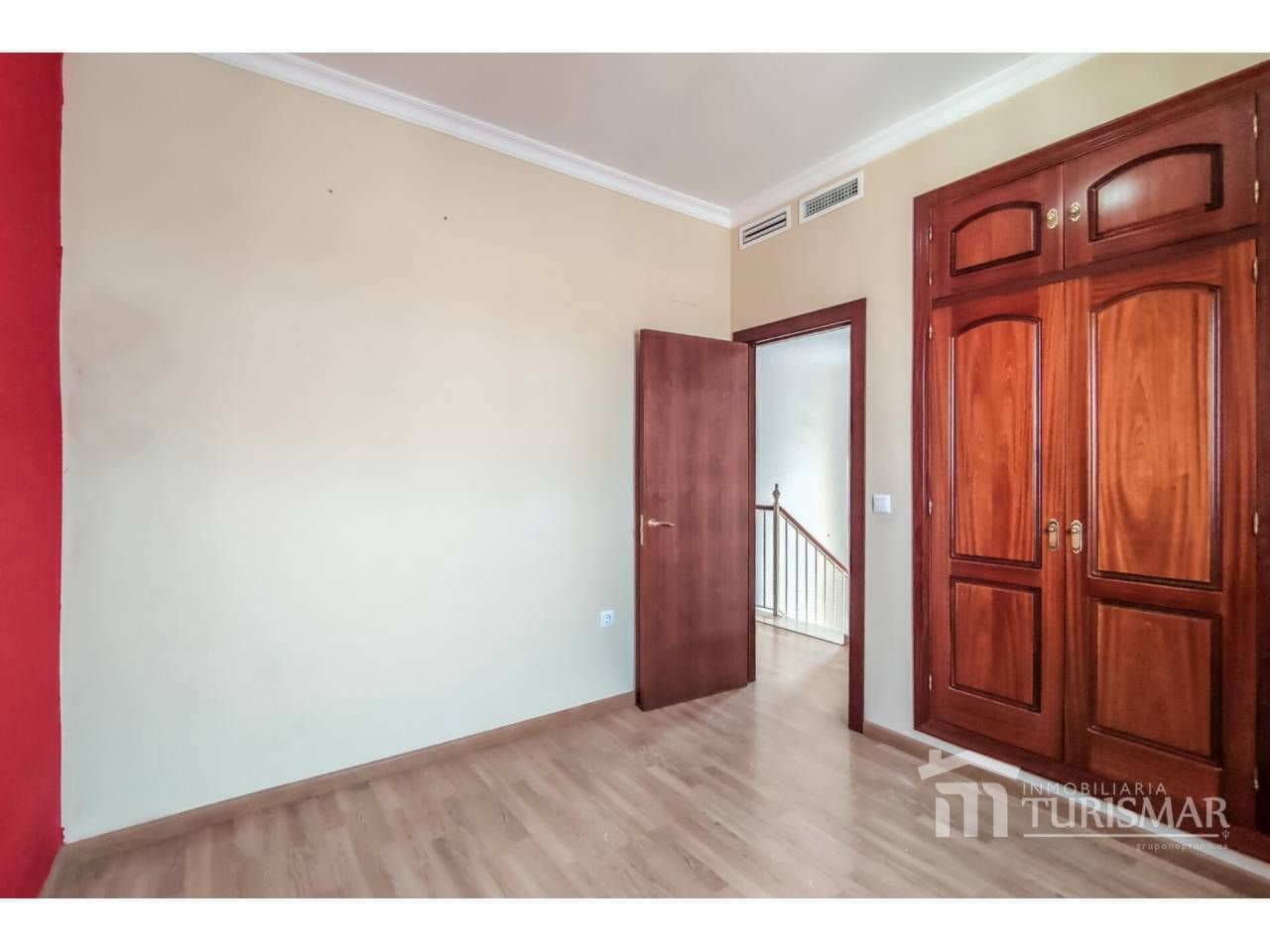 Chalet de 4 habitaciones en Ayamonte en venta con piscina - 419.000 € (Ref: 9443598)