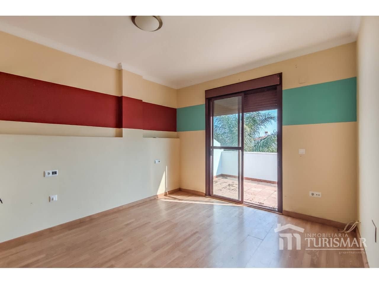 Chalet de 4 habitaciones en Ayamonte en venta con piscina - 419.000 € (Ref: 9443598)