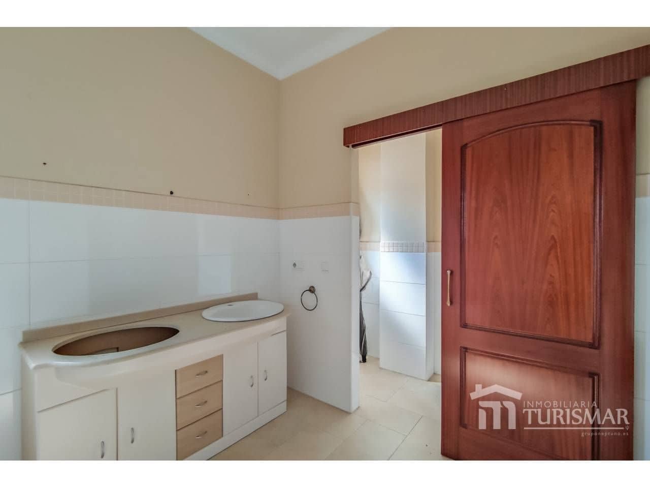 Chalet de 4 habitaciones en Ayamonte en venta con piscina - 419.000 € (Ref: 9443598)