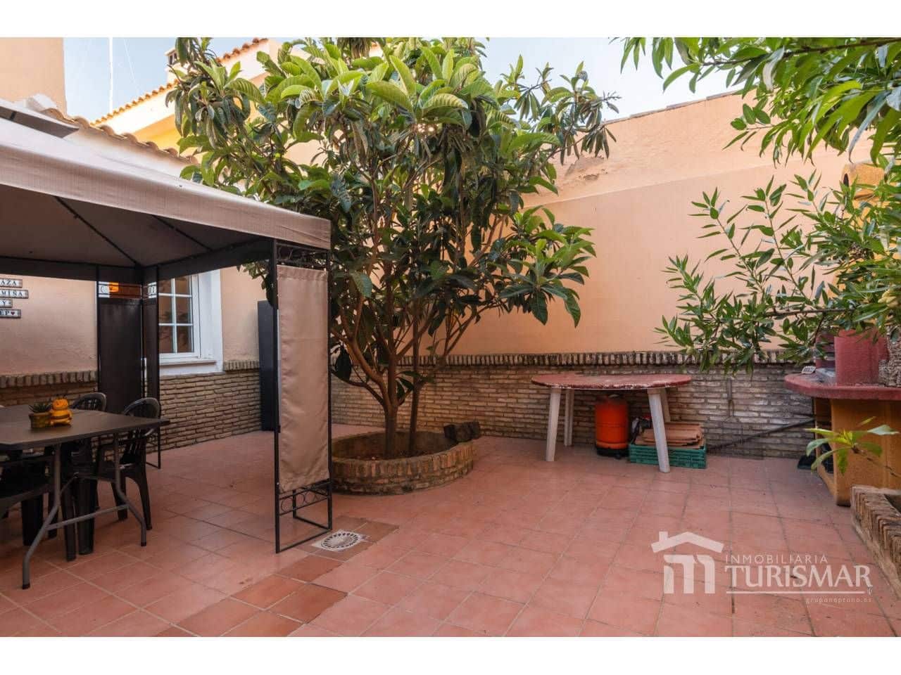 Pareado de 5 habitaciones en Ayamonte en venta - 345.000 € (Ref: 9443601)