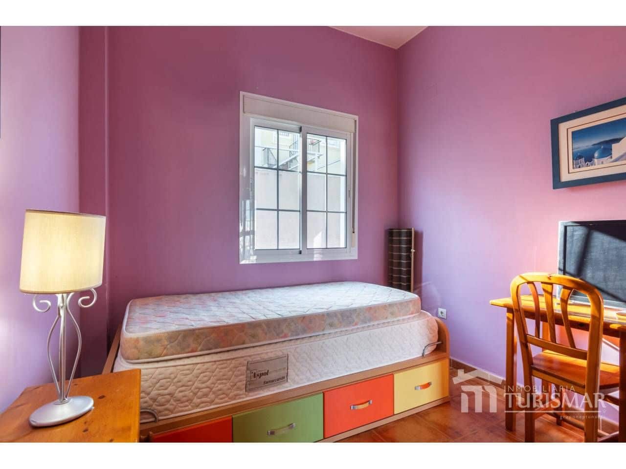 Pareado de 5 habitaciones en Ayamonte en venta - 345.000 € (Ref: 9443601)