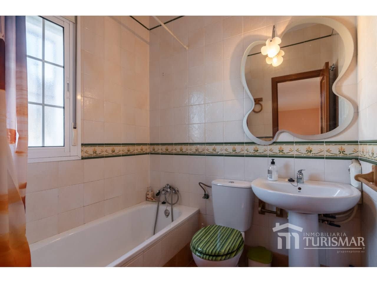 Pareado de 5 habitaciones en Ayamonte en venta - 345.000 € (Ref: 9443601)