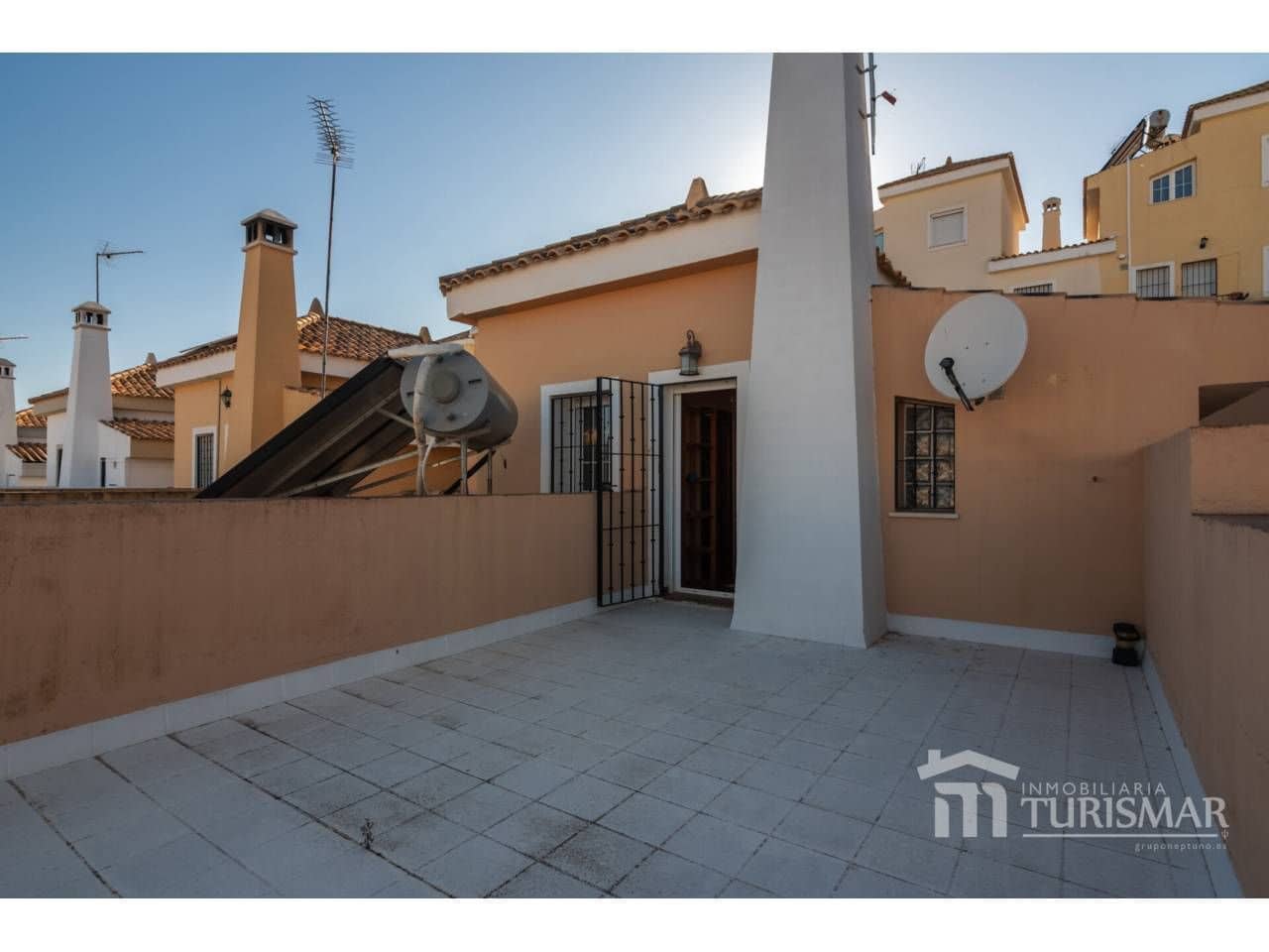 Pareado de 5 habitaciones en Ayamonte en venta - 345.000 € (Ref: 9443601)