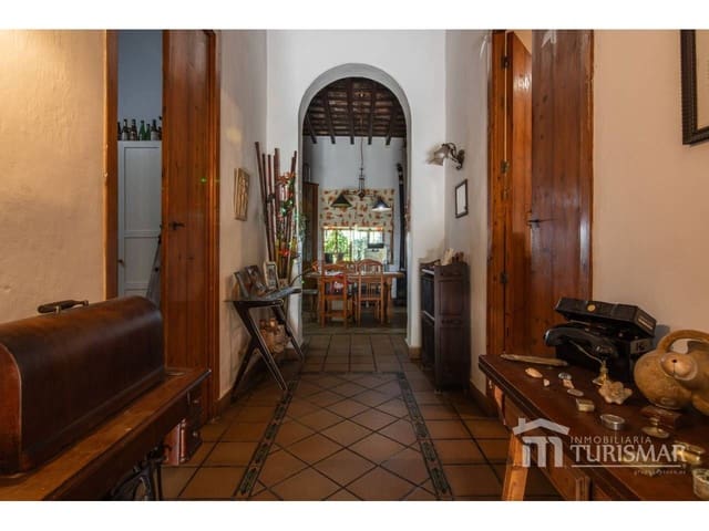 4 makuuhuone Huvila myytävänä paikassa Ayamonte mukana uima-altaan 
autotalli - 350 000 € (Ref: 9443602)