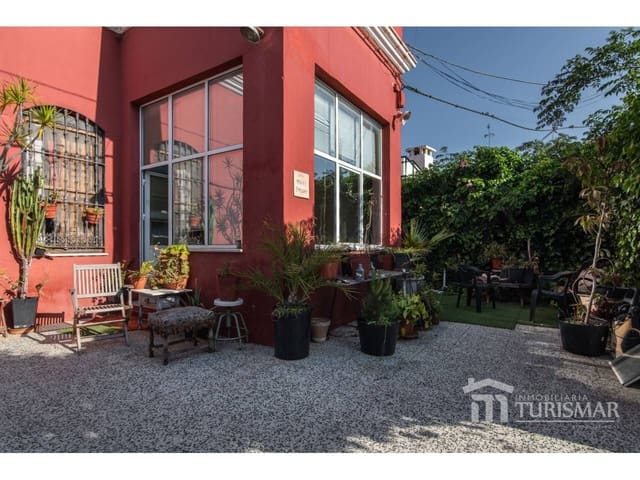 4 makuuhuone Huvila myytävänä paikassa Ayamonte mukana uima-altaan 
autotalli - 350 000 € (Ref: 9443602)