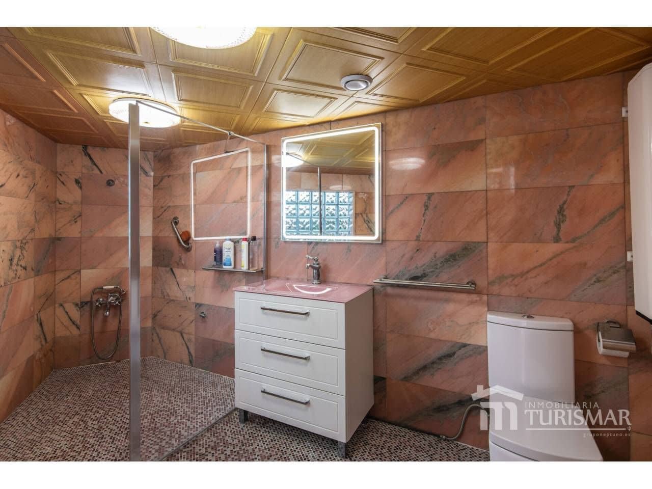 Chalet de 3 habitaciones en Ayamonte en venta con piscina garaje - 680.000 € (Ref: 9443606)