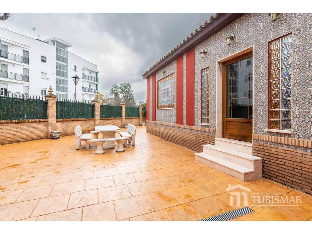 Chalet de 3 habitaciones en Ayamonte en venta con piscina garaje - 680.000 € (Ref: 9443606)