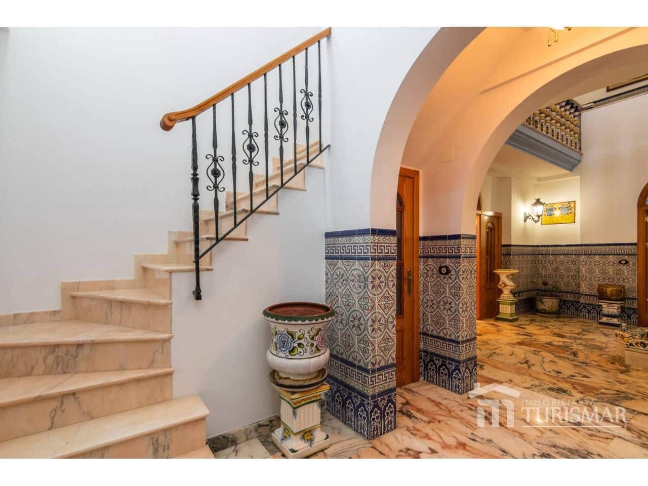 Chalet de 3 habitaciones en Ayamonte en venta con piscina garaje - 680.000 € (Ref: 9443606)