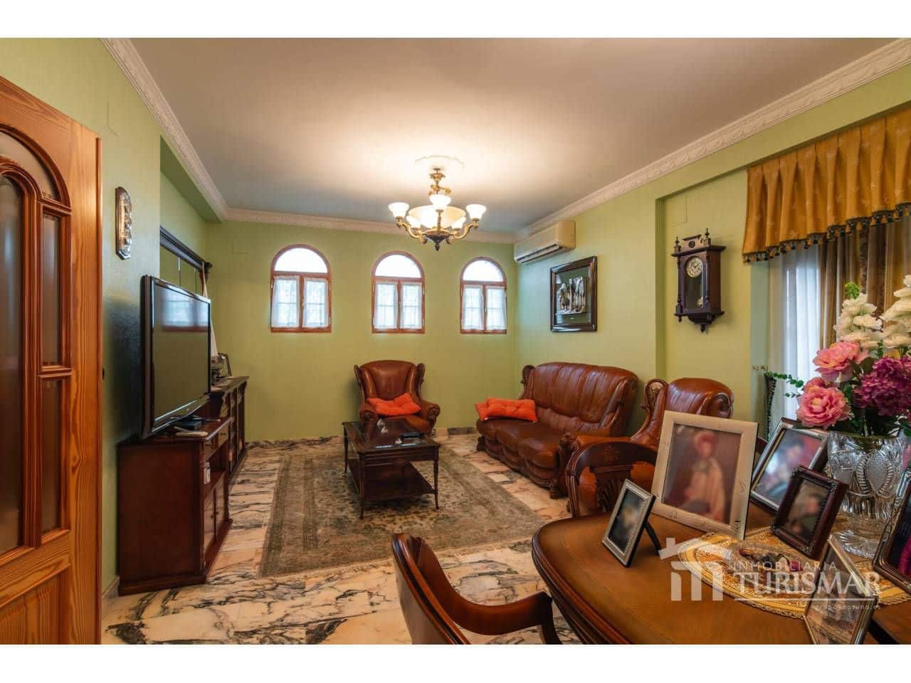 Chalet de 3 habitaciones en Ayamonte en venta con piscina garaje - 680.000 € (Ref: 9443606)