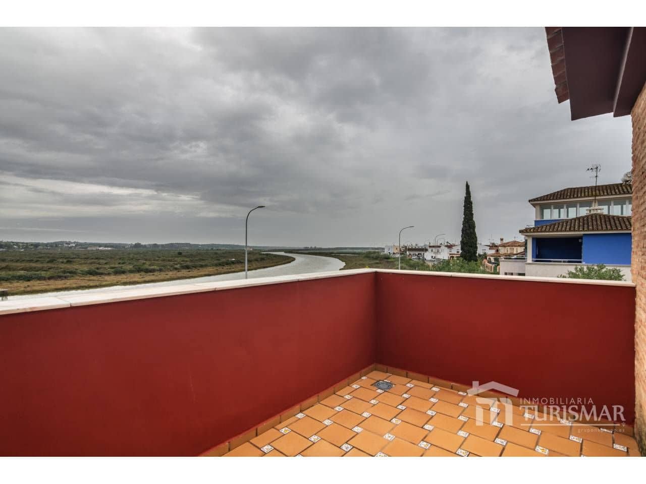 Chalet de 3 habitaciones en Ayamonte en venta con piscina garaje - 680.000 € (Ref: 9443606)