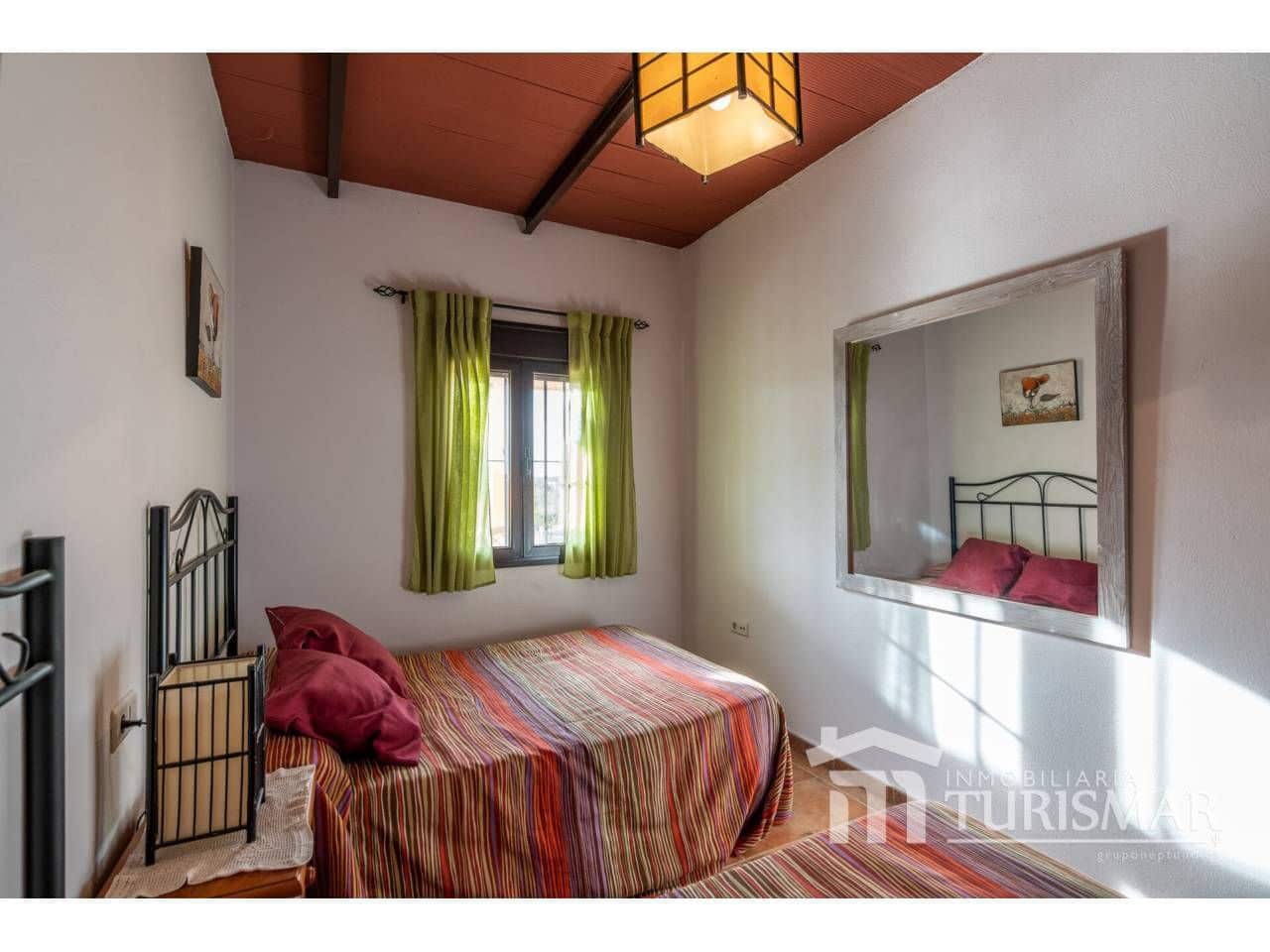 4 bedroom Finca/Country House for sale in Lepe with garage - € 286,000 (Ref: 9443608)