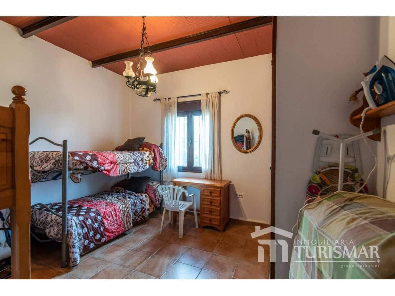 4 bedroom Finca/Country House for sale in Lepe with garage - € 286,000 (Ref: 9443608)