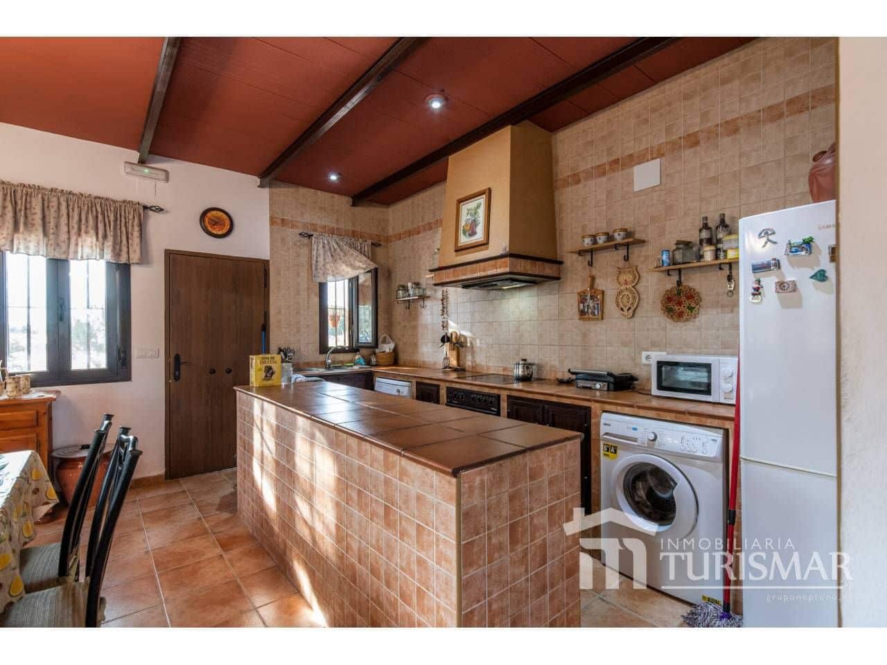 4 bedroom Finca/Country House for sale in Lepe with garage - € 286,000 (Ref: 9443608)