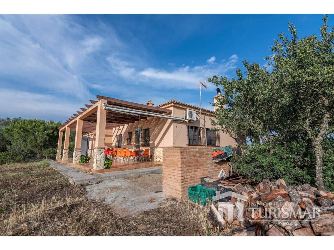 4 bedroom Finca/Country House for sale in Lepe with garage - € 286,000 (Ref: 9443608)