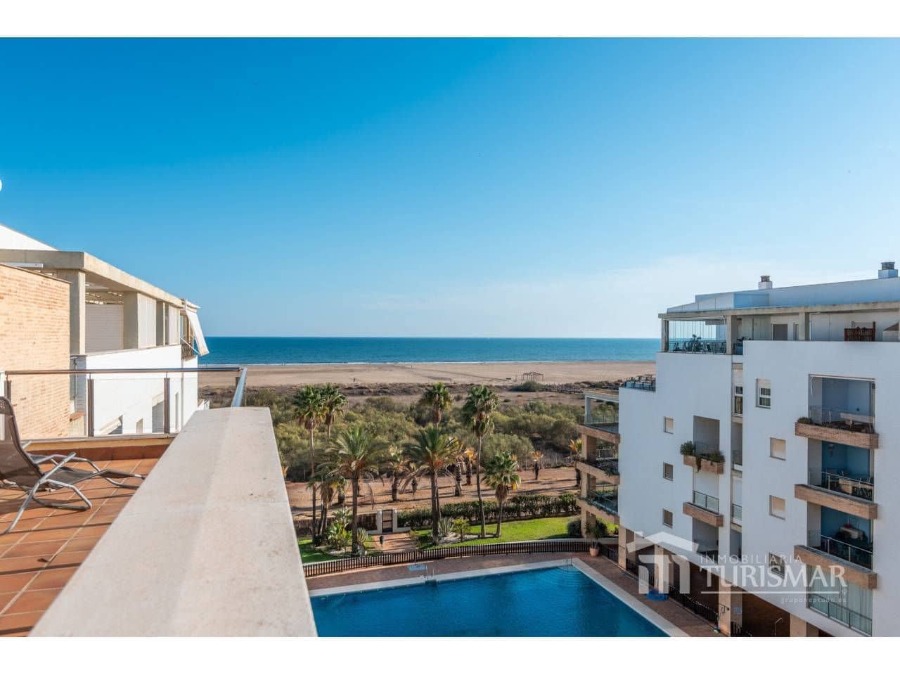 Ático de 3 habitaciones en Ayamonte en venta con piscina garaje - 425.000 € (Ref: 9443610)